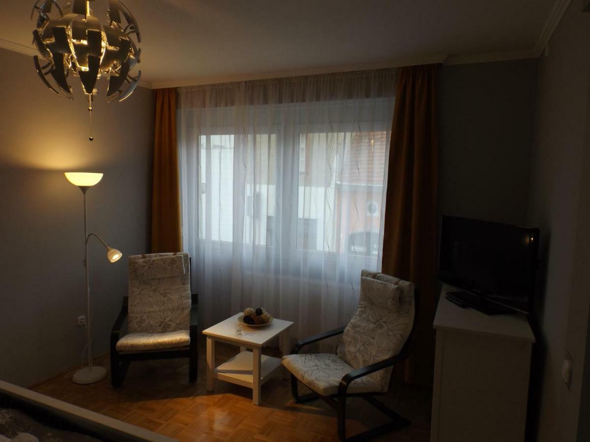 Vitalis Apartman Эгер Экстерьер фото