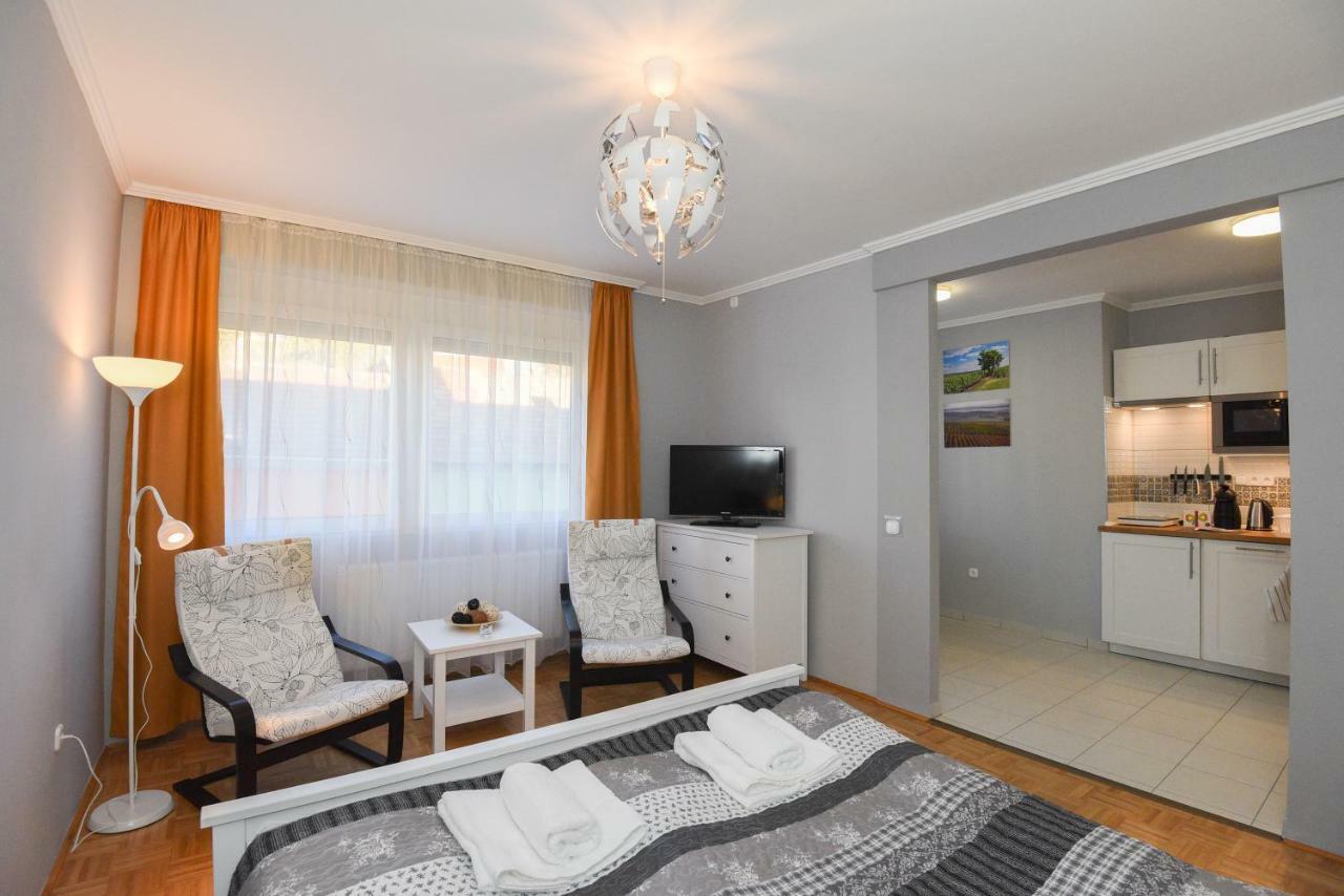 Vitalis Apartman Эгер Экстерьер фото